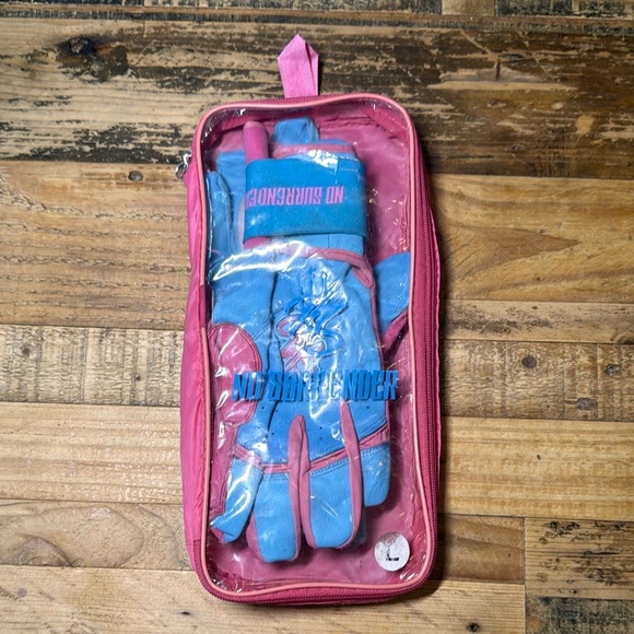 Pink and Blue No Surrender Gloves L - Picture 10 of 13
